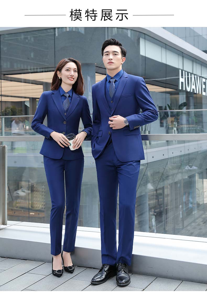 高級(jí)團(tuán)體西服定制模特展示圖1